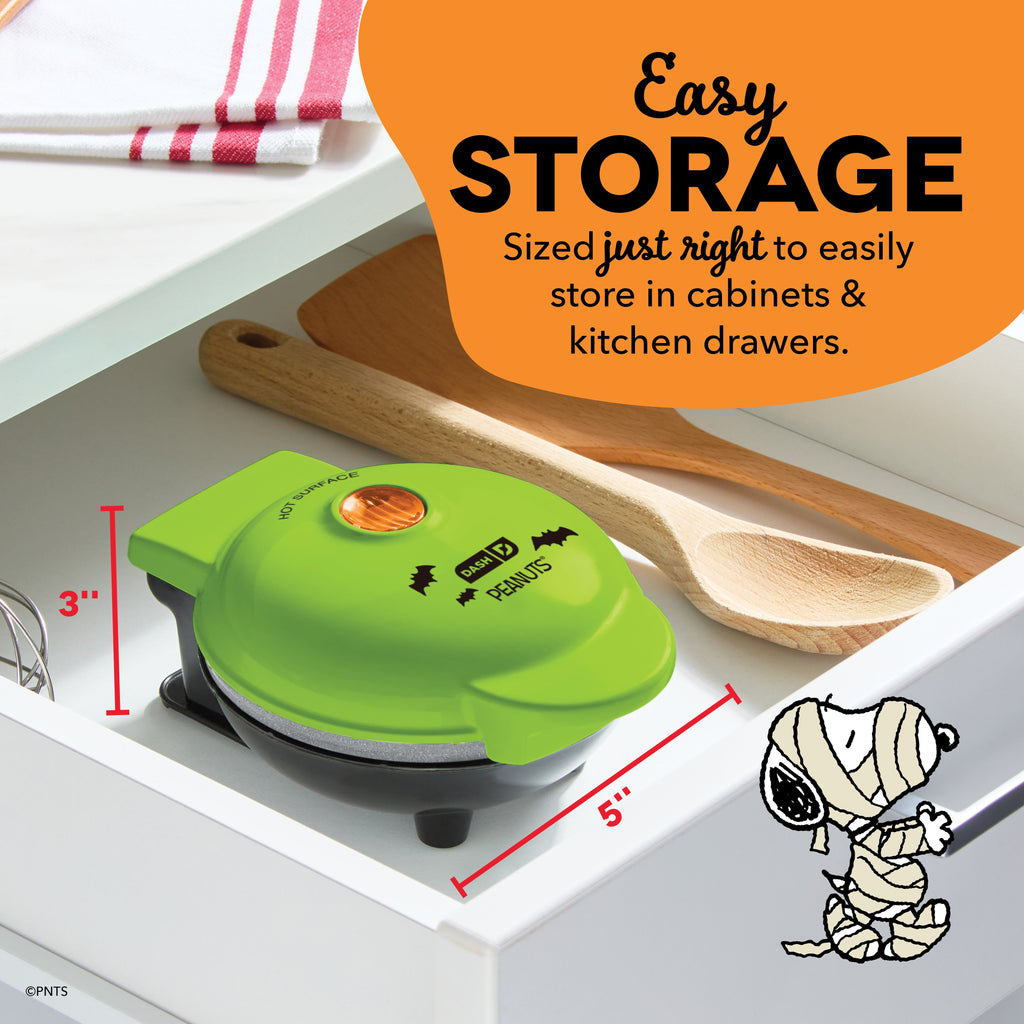 Peanuts® x Dash Snoopy Vampire Mini Waffle Maker